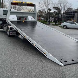 Cradle pivot pin and bush